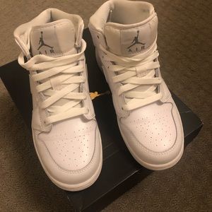White Nike high top sneakers